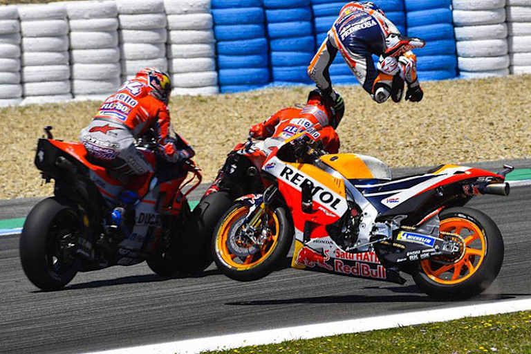 Drama in Runde 18: Pedrosa fliegt ab, auch Lorenzo und Dovizioso stürzen