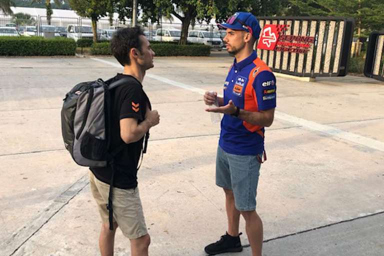 Nach dem Testtag: Dani Pedosa mit Miguel Oliveira