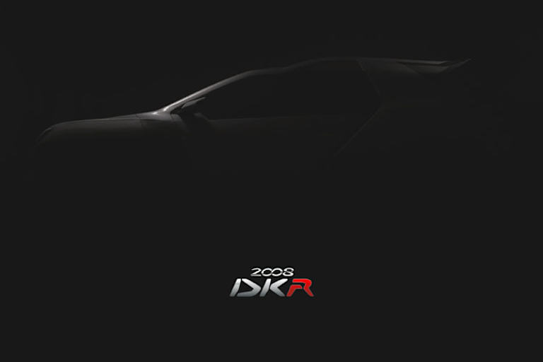 Noch braucht es Geduld: Vom neuen Peugeot 2008 DKR ist nur ein Umriss zu erkennen