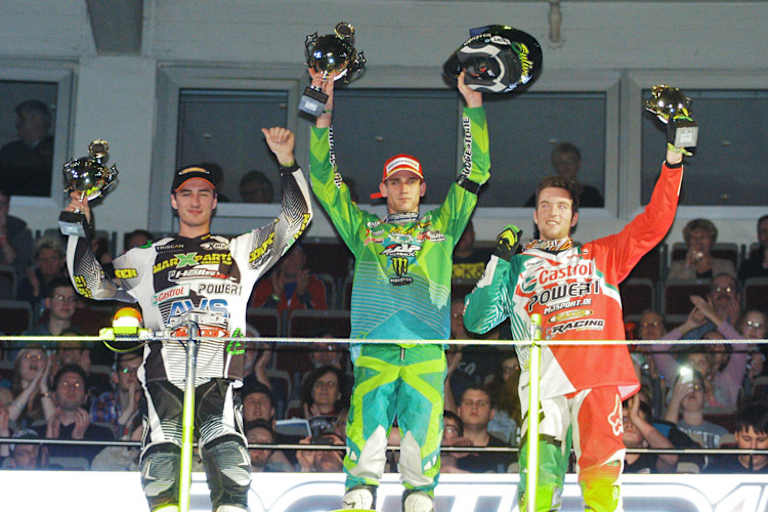 Das SX2-Podest vom Freitag: Sulivan Jaulin zwischen Adrien Escoffier (li.) und Dave Versluis