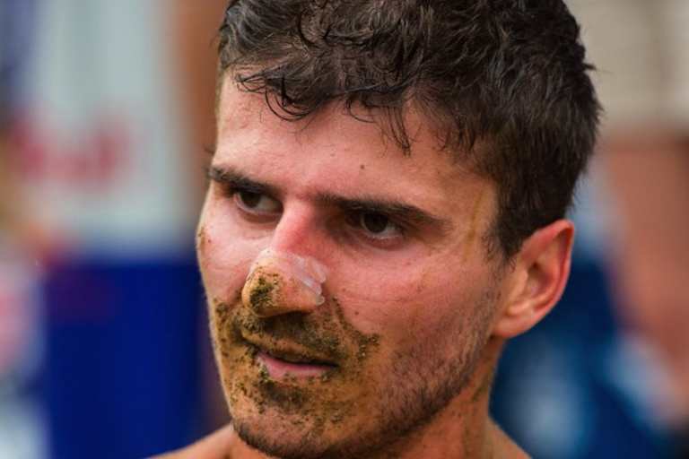 Im Schlamm fühlt sich der Franzose wohl