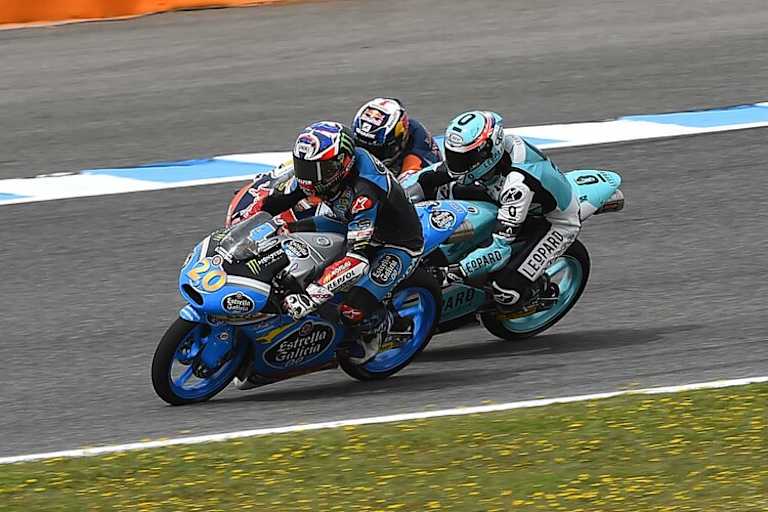 Zielkurve, letzte Runde: Quartararo (20) verbremste sich, Kent und Oliveira kamen durch