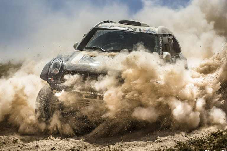 Platz drei bei der Premiere – Hirvonen im Mini von X-Raid bei der Baja Aragon