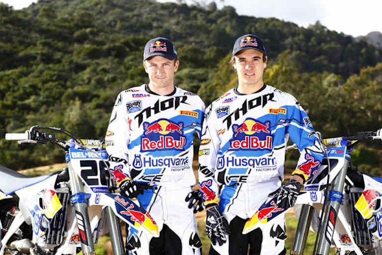 Das Werksaufgebot von Red Bull IceOne Husqvarna: Tyla Rattray (li.) und Todd Waters