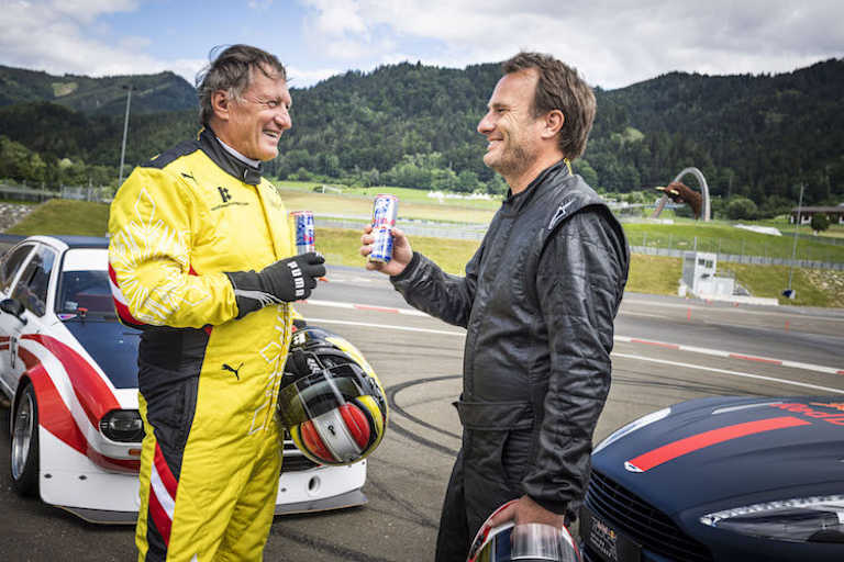 Kurze Nachbesprechung zwischen dem früheren Ski-Star und dem ORF-GP-Experten