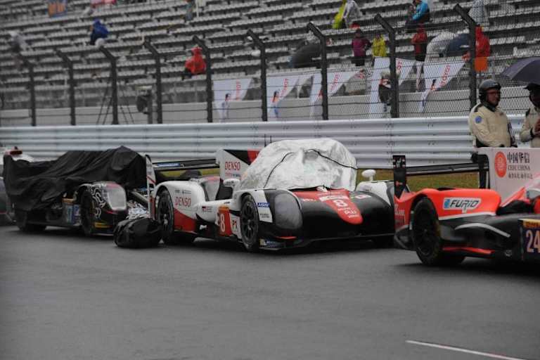 Während der beiden roten Flaggen standen die Räder still