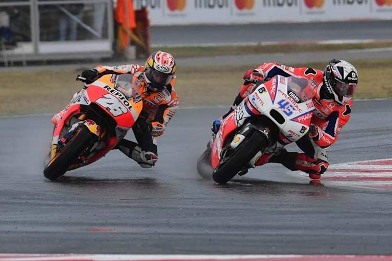 Scott Redding gegen Dani Pedrosa