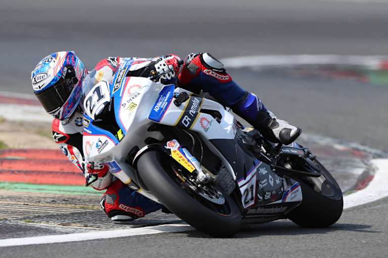 Der BMW-Pilot kann auch schrauben