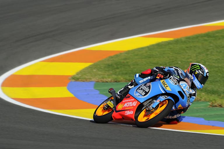 Alex Rins auf der Werks-KTM in Valencia