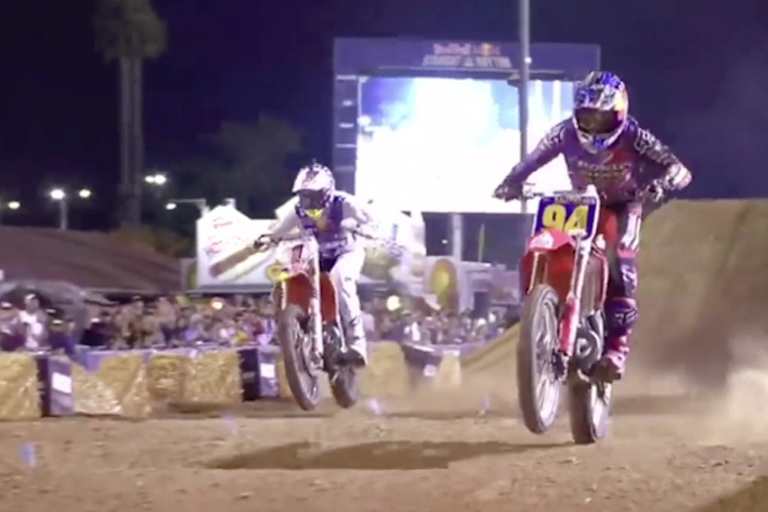 Im Finale traf Roczen auf Brandon Hartranft (#1), im Waschbrett konnte Roczen seine exzellente Fahrtechnik ausspielen