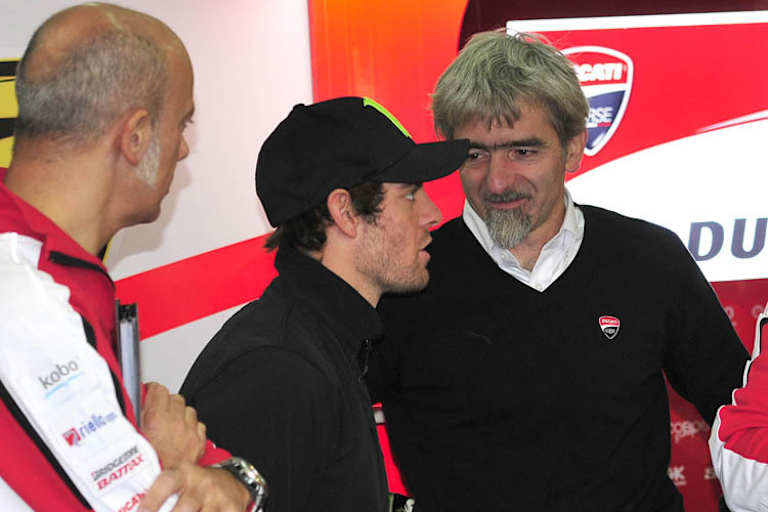 An der Ducati-Box: Crew-Chief Daniele Romagnoli, Gigi Dall'Igna