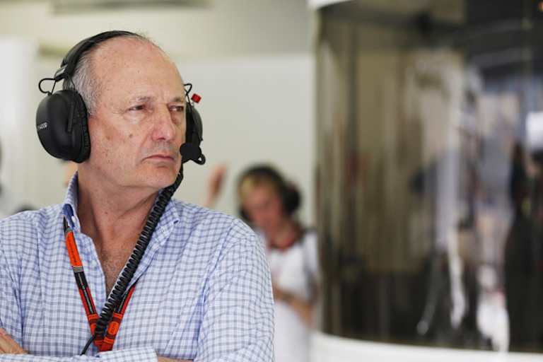 McLaren-Oberhaupt Ron Dennis: «Wir brauchen die hellsten und besten jungen Köpfe des Landes in technischen Berufen»