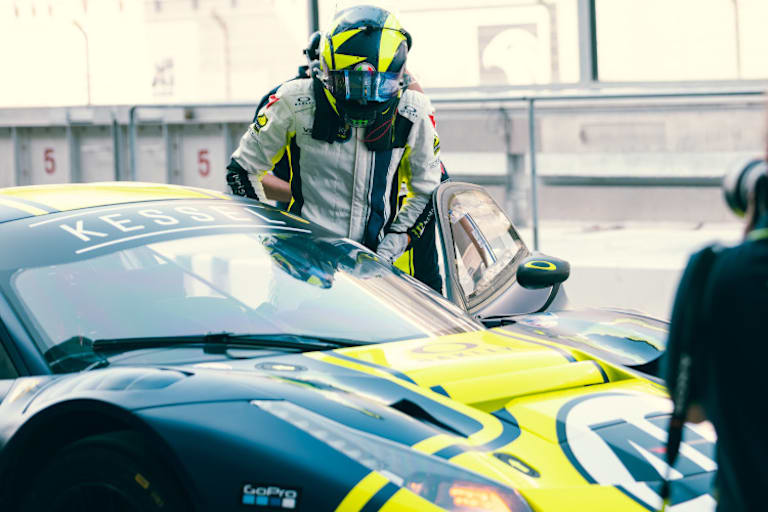 Valentino Rossi steigt in den Ferrari 488 GT3