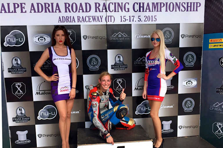 Sabine Holbrook gab ihr Debüt bei den Superbikes