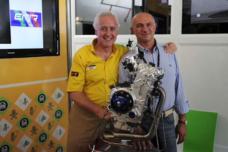 Ein Moto3-Motor mit erheblichen Schwächen: Sacchi, Roberto Papetti von Robby Moto Engineering und der Minutenbrenner namens Emir