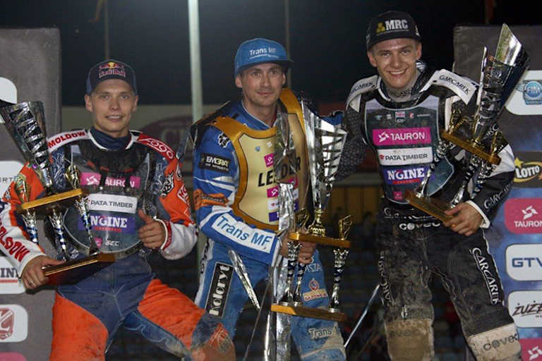 Die Top-3 von Daugavpils: Emil Sayfutdinov, Leon Madsen und Robert Lambert (v.l.)