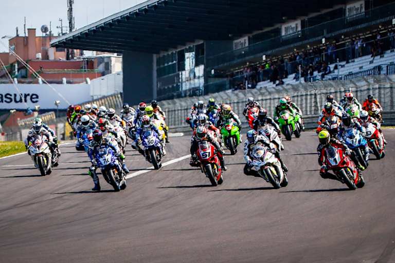 IDM Superbike und Superstock machen sich gemeinsam auf den Weg