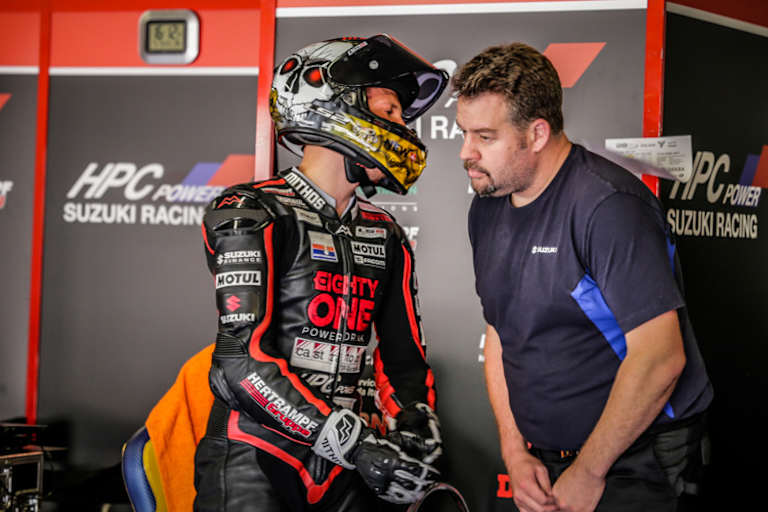 Dominic Schmitter (li.) mit Teamchef Denis Hertrampf