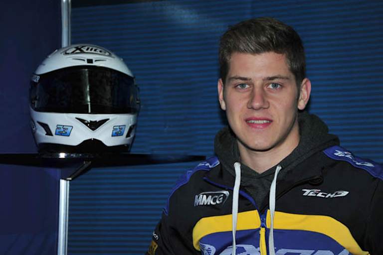 Marcel Schrötter in der Tech3-Box