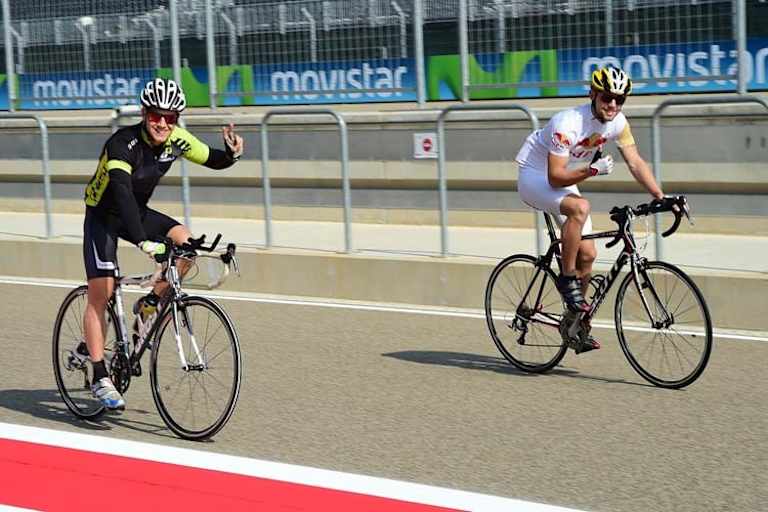 Sie trainieren und leben zusammen in Spanien