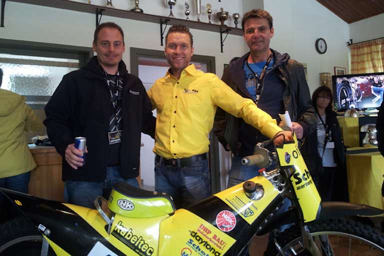 Die Sport1-Kommentatoren Sirg Schützbach (li.) und Hannes Biechteler (re.)