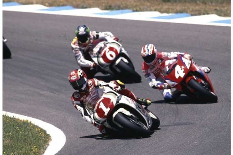 Weltmeister Kevin Schwantz 1994 auf seiner Suzuki