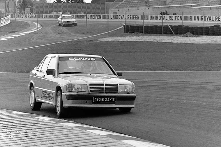 Senna im Mercedes 190 E 2.3-16V 