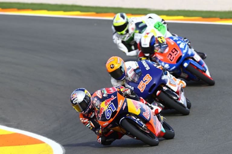 Abschied von KTM beim Valencia-GP: Sissis vor Iwema, Watanabe und Baldassarria