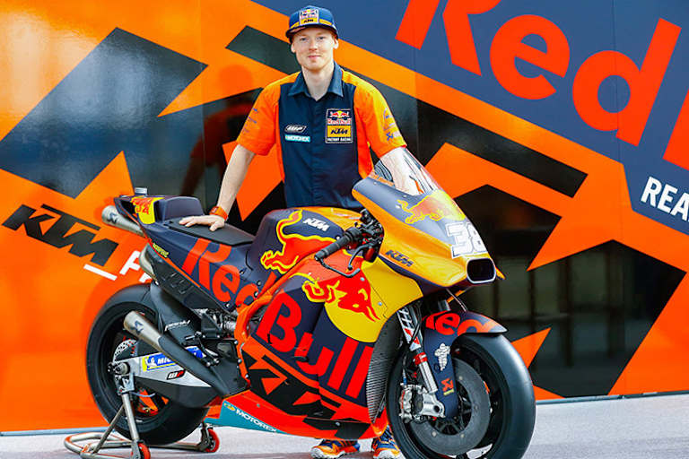 Bradley Smith der der KTM RC16