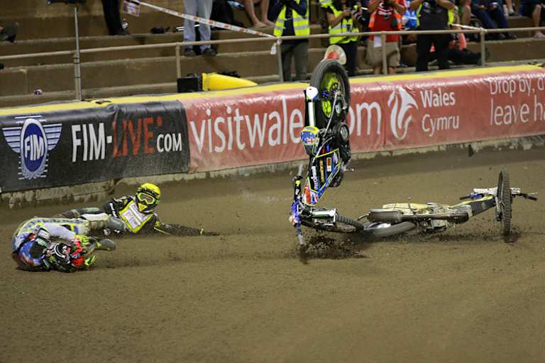 Kollision zwischen Martin Smolinski und Darcy Ward