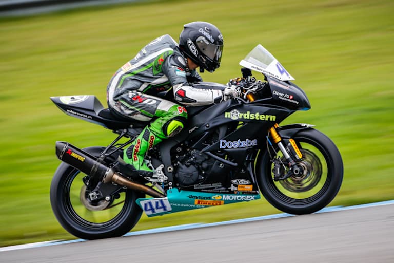 Mit der Kawasaki in der IDM STK 600