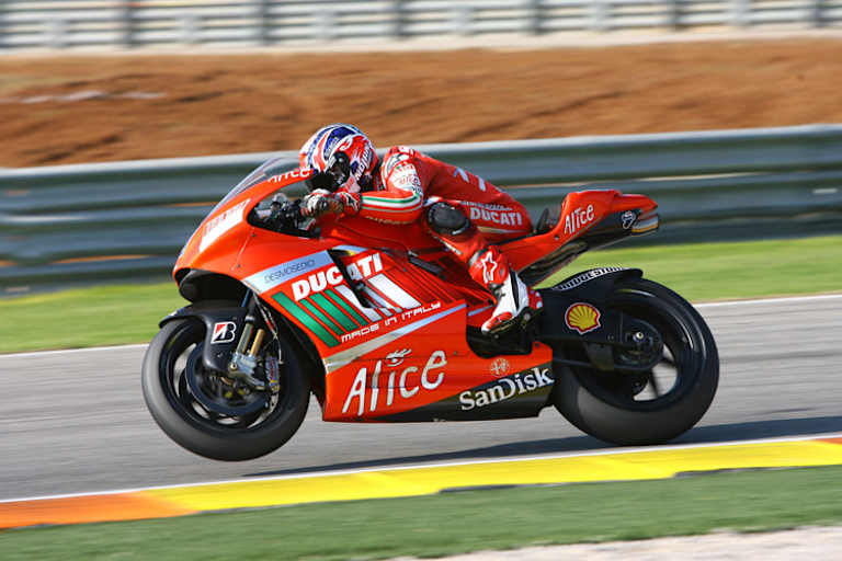 Casey Stoner 2007 auf Ducati: Erster WM-Titel für Bridgestone