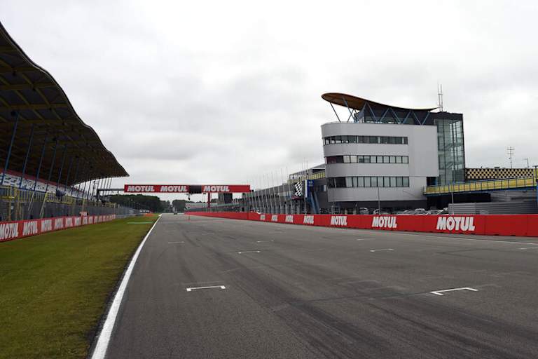 Die Rennstrecke von Assen wird als Kathedrale des Motorsports bezeichnet