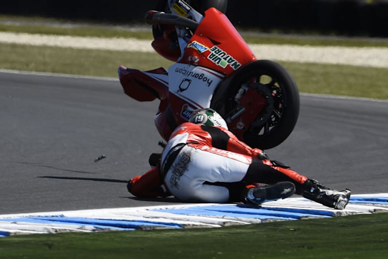 Axel Pons stürzte am Freitag spektakulär