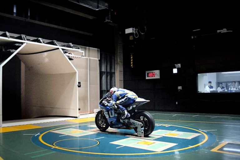 Aufnahmen von den Windkanaltests in Ryuyo