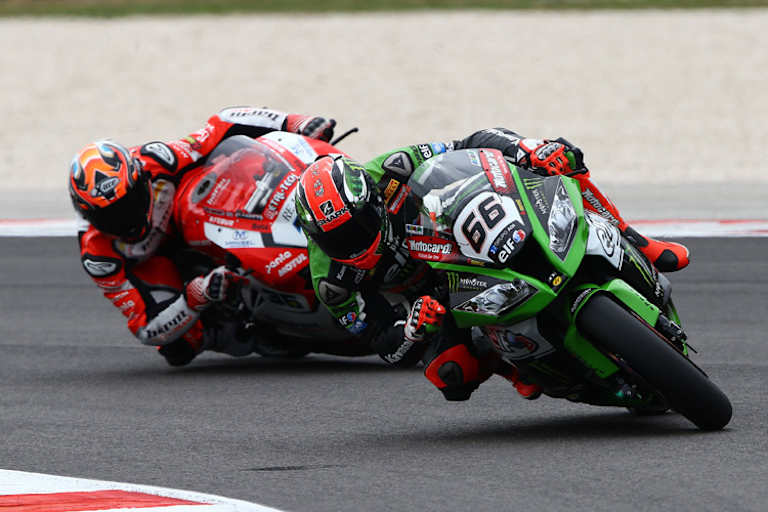 Misano am Freitagmittag: Tom Sykes vor Leandro Mercado