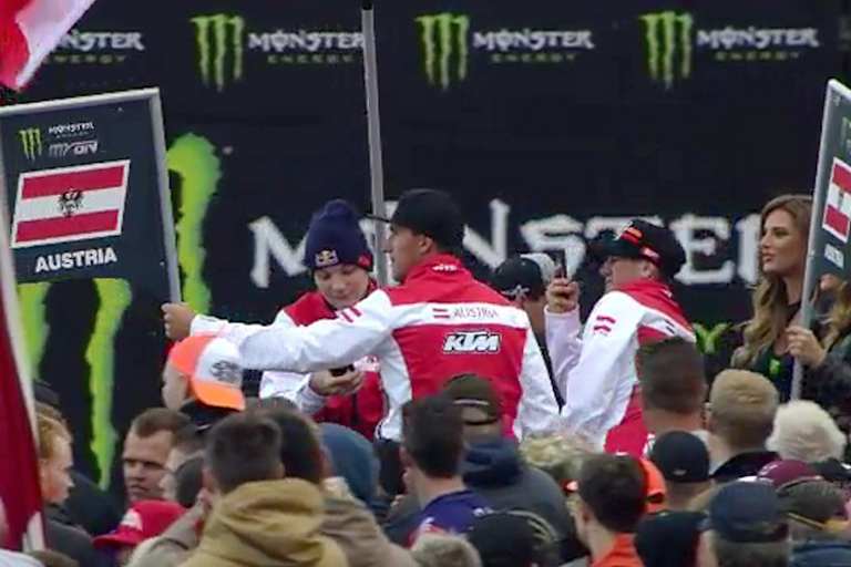 Das österreichische Team bei der Teampräsentation in Assen