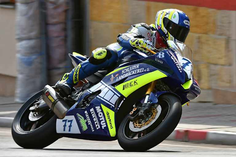 Thomas Walther gewann den zweiten Lauf der IRRC Supersport in Horice