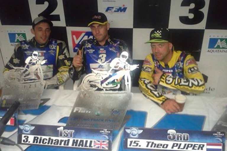 Die Top-3 in Frankreich: Mathieu Trésarrieu, Richard Hall und Theo Pijper (v.l.)