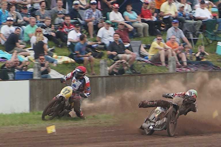 Stéphane Trésarrieu (li.) war nach seinem Ausritt über sich selbst sauer