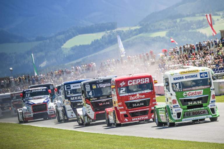 Imposant: Die Renn-Trucks verfügen über 1200 PS und 5000 Nm