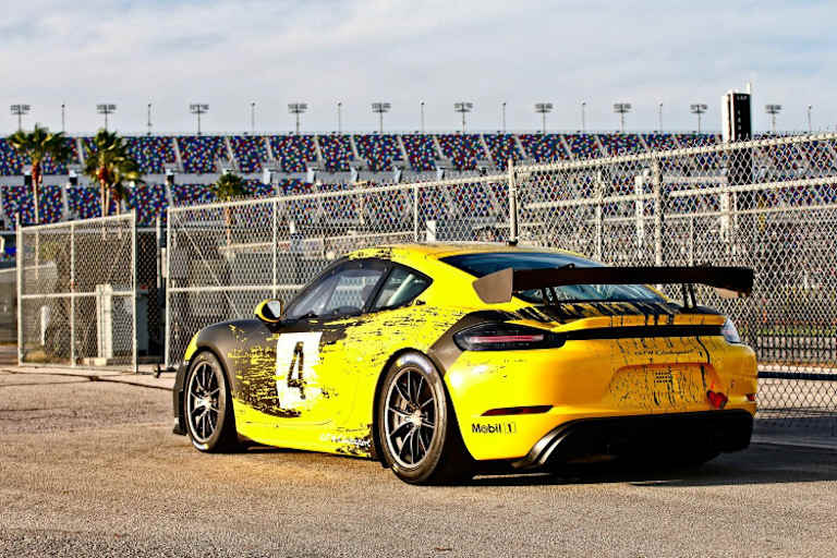 Schickes Heck beim Porsche 718 Cayman GT4 Clubsport