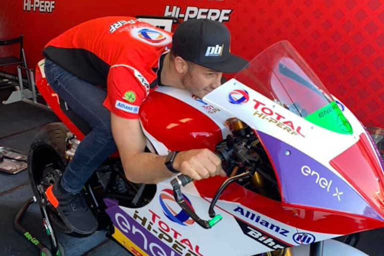 Lukas Tulovic saß in Jerez erstmals auf der Energica Ego Corsa in den Tech3-Farben