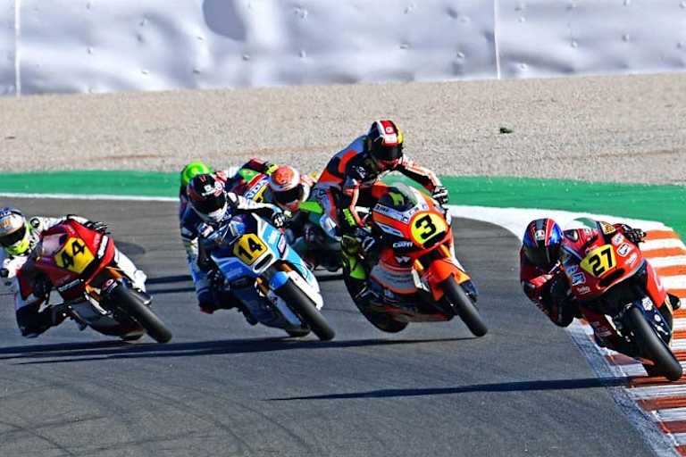 Der deutsche Moto2-Pilot Lukas Tulovic stürzte