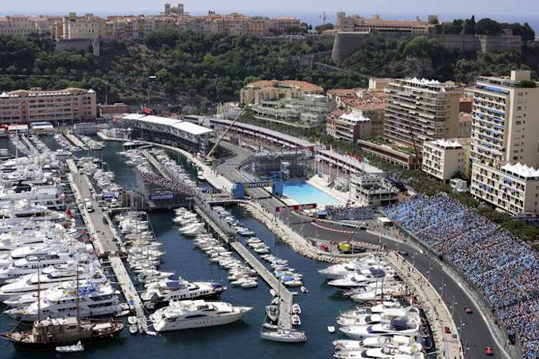 Das Schwimmbad gilt als eine Schlüsselstelle der Strecke