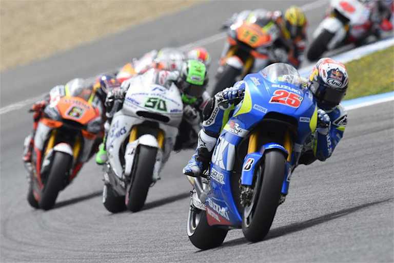 Maverick Vinales vor Eugene Laverty und Stefan Bradl