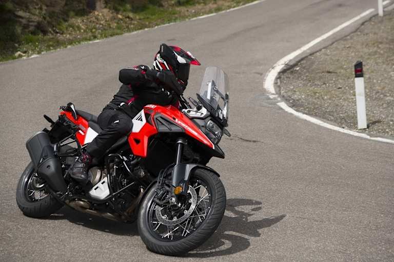 Wer hat den Schnabel erfunden? Nein, es war nicht BMW, sondern Suzuki