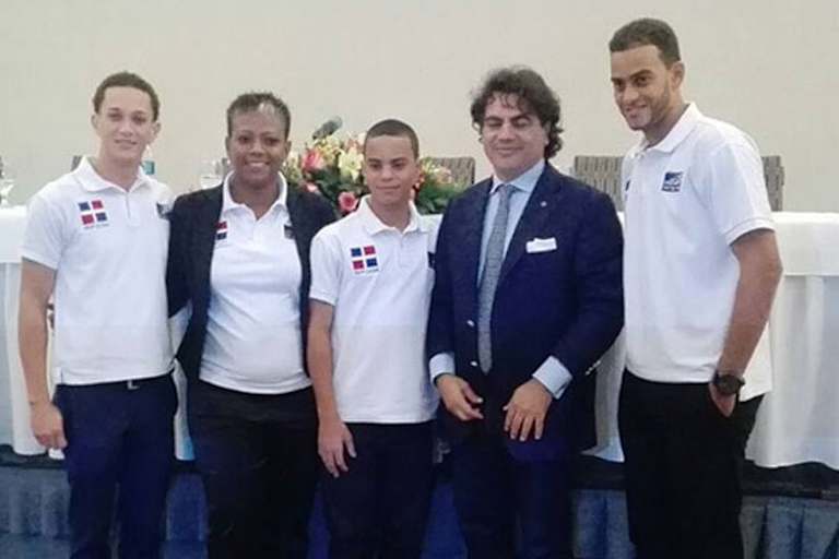 JR Racing präsentierte zwar seine Fahrer, aber diese dürfen nicht