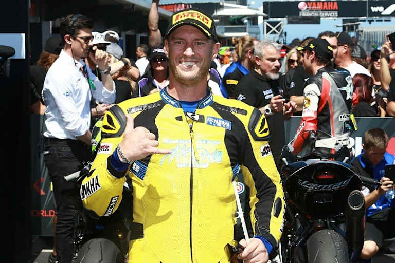 Anthony West startete mit Rang 3 auf Phillip Island in die Supersport-Saison