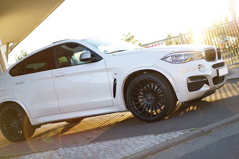 Die Preise der Wetterauer-Leistungssteigerungen liegen zwischen 1349 Euro für den xDrive30d und den xDrive40d und 3.999 Euro für das grosse X6 M-Tuning